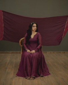 namitha-pramod-in-light-Magenta-colour-churidar-with-design-for-party-photos-012