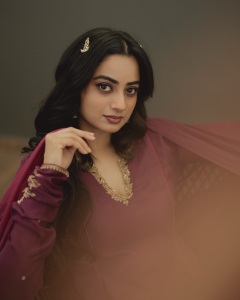 namitha-pramod-in-light-Magenta-colour-churidar-with-design-for-party-photos-014