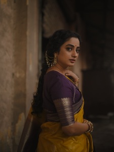 namitha-pramod-in-mango-yellow-saree-with-coffee-colour-blouse-photos-017