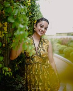 namitha-pramod-in-multicolor-sleeveless-long-dress