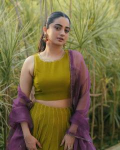 namitha-pramod-in-olive-green-lehenga-with-purple-dupatta-photos