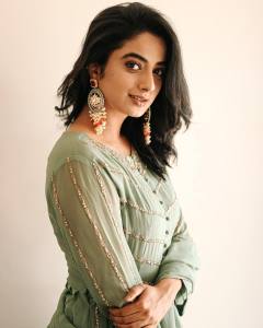 namitha-pramod-in-pista-green-dress-006