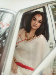 namitha-pramod-in-trending-fashion-ornaments-style-photos-001
