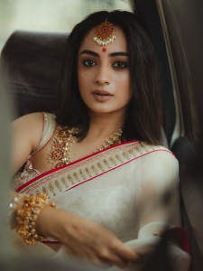namitha-pramod-in-trending-fashion-ornaments-style-photos-004