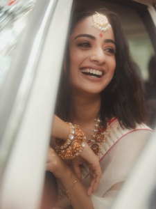 namitha-pramod-in-trending-fashion-ornaments-style-photos-019
