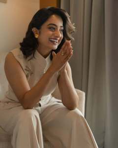 namitha-pramod-in-trending-function-outfit-look-ideas-photos-005