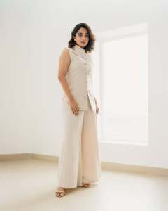 namitha-pramod-in-trending-function-outfit-look-ideas-photos-006