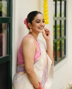 namitha-pramod-in-trending-function-outfit-look-ideas-photos-017