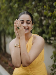 namitha-pramod-in-yellow-color-dress-outfit-photos-002