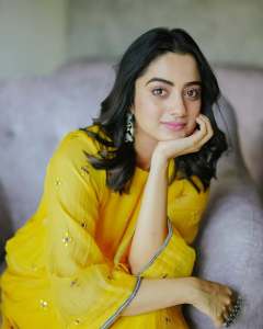 namitha-pramod-in-yellow-premium-kurta-set-photos-004