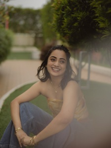 namitha-pramod-latest-and-outfit-ideas-002