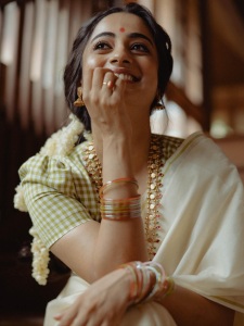 namitha-pramod-latest-and-outfit-ideas-024