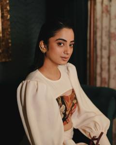 namitha-pramod-latest-photos-in-full-length-skirt-with-crop-top-ideas-017