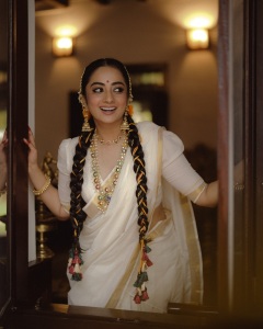 namitha-pramod-latest-photoshoot-dressing-style-ideas-photos-001