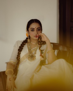 namitha-pramod-latest-photoshoot-dressing-style-ideas-photos-012