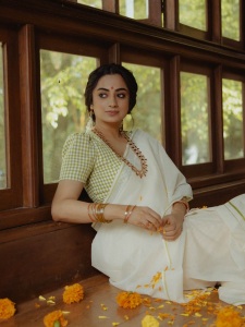 namitha-pramod-latest-photoshoot-dressing-style-ideas-photos-027