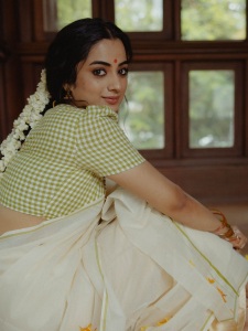 namitha-pramod-latest-photoshoot-dressing-style-ideas-photos-028