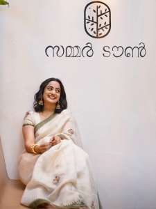 namitha-pramod-latest-photoshoot-dressing-style-ideas-photos-038