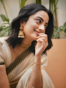 namitha-pramod-latest-photoshoot-dressing-style-ideas-photos-039