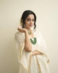 namitha-pramod-latest-photoshoot-photos-018