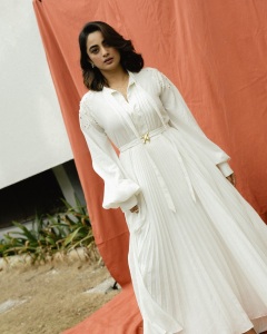 namitha-pramod-new-photos-and-hair-style-photos-008