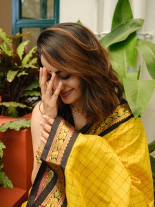 namitha-pramod-new-photos-and-hair-style-photos-024