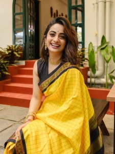 namitha-pramod-new-photos-and-hair-style-photos-025