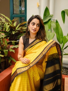 namitha-pramod-new-photos-and-hair-style-photos-030