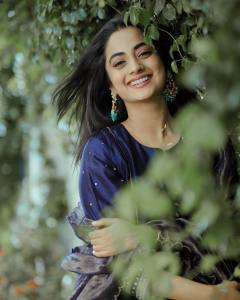 namitha-pramod-new-photos-from-eesho-movie-promotion-017