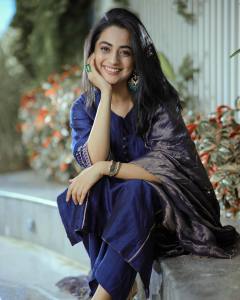 namitha-pramod-new-photos-from-eesho-movie-promotion-018