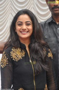 namitha-pramod-new-photos98-00430