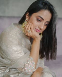 namitha-pramod-photos-in-churidar-007