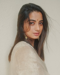 namitha-pramod-photos-in-churidar-014