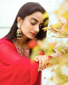 namitha-pramod-photoshoot-latest-hd