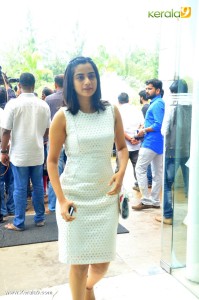 namitha-pramod-pictures-330-00276