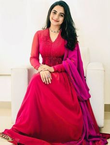 namitha pramod pictures4543-001