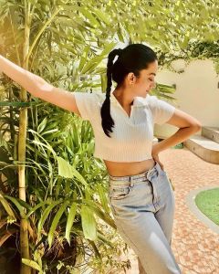 namitha-pramod-recent-photos-0213-001