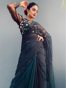 namitha-pramod-saree-images-004