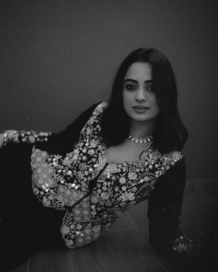 namitha-pramod-stylish-poses-for-photos-015