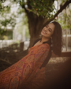 namitha-pramod-stylish-poses-for-photos-026