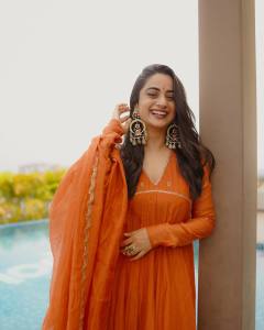 namitha-pramod-wearing-fashion-outfits-photos-005