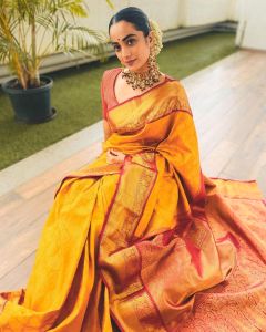 namitha-pramod-yellow-colour-saree-images