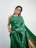 namitha-pramod-in-rich-emerald-green-fabric-with-a-subtle-sheen-characteristic-of-fine-silk-saree-Paired-with-a-matching-sleeveless-round-neck-blouse-photos-012