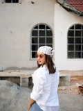 namitha-pramod-in-white-shirt-and-blue-jeans-outfit-with-styling-ideas-photos-007