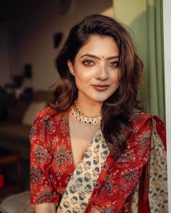 nandana-varma-glamour-photoshoot-photos-002