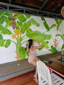 nandana-varma-in-beach-outing-dress-ideas-photos-001