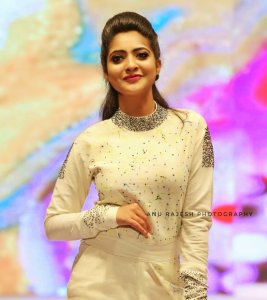 nandana-varma-latest-photos-064321-00323