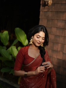 nandana-varma-latest-photos-new-008