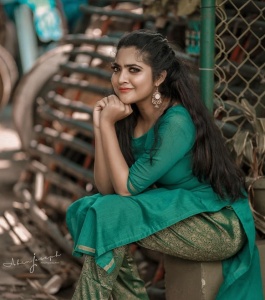 nandana varma new photos 091