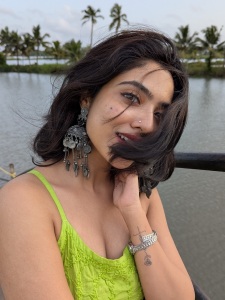 nandana-varma-new-photoshoot-photos-020